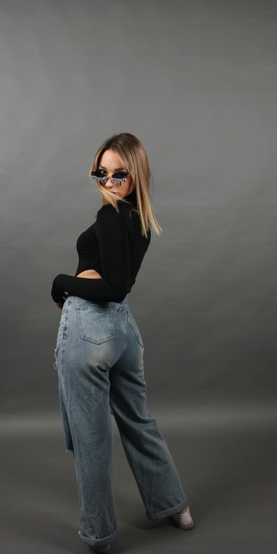 Фото из фотостудии самообслуживания (автопортрета) в Селфклик