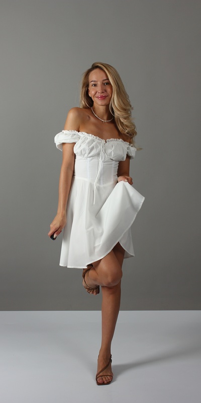 Фото из фотостудии самообслуживания (автопортрета) в Селфклик