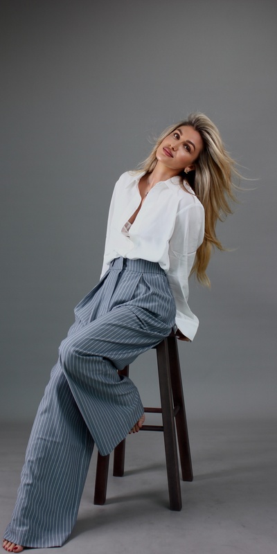 Фото из фотостудии самообслуживания (автопортрета) в Селфклик