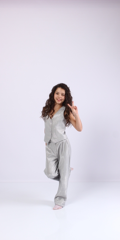 Фото из фотостудии самообслуживания (автопортрета) в Селфклик