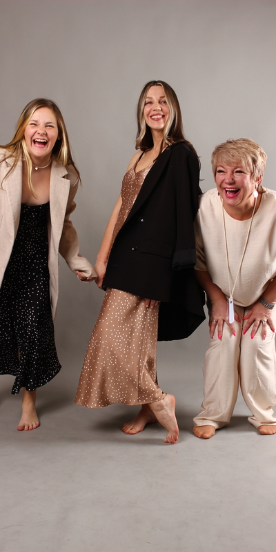 Фото из фотостудии самообслуживания (автопортрета) в Селфклик