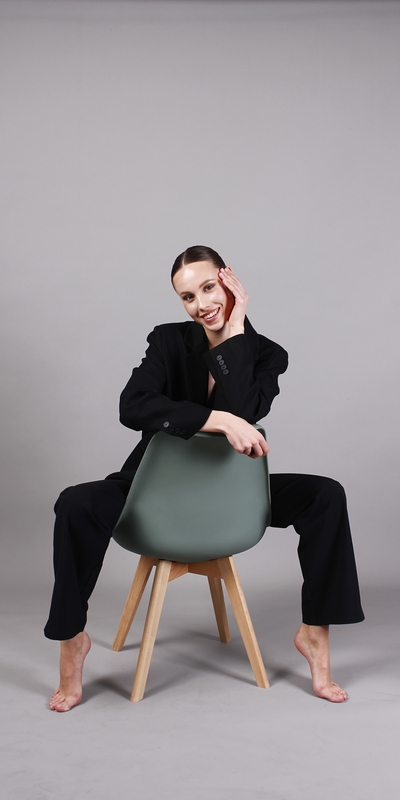 Фото из фотостудии самообслуживания (автопортрета) в Селфклик