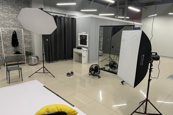 Фотостудия Автопортрета Селфклик в г.Астрахань