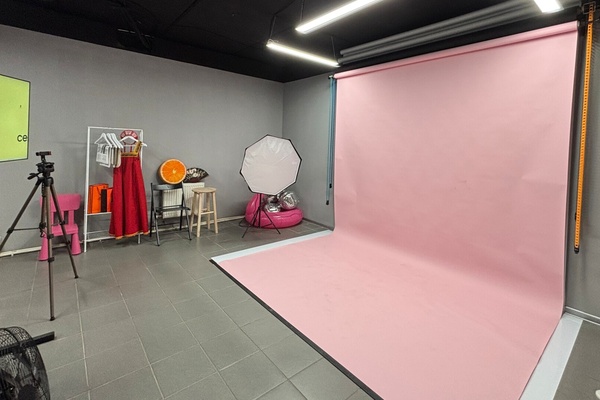 Фотостудия Автопортрета Селфклик в г.Домодедово