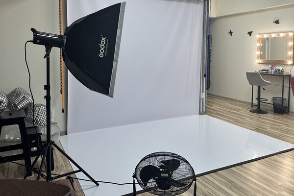 Фотостудия Автопортрета Селфклик в г.Иркутск