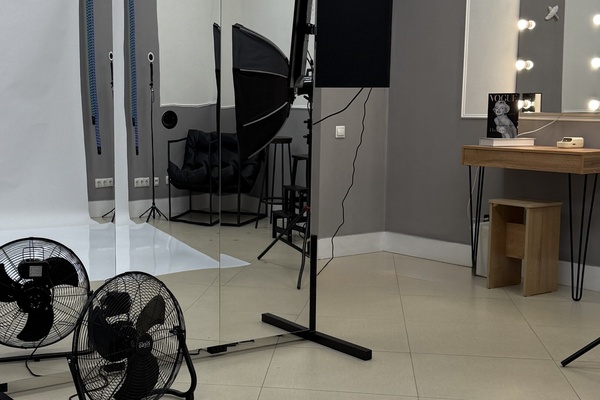 Фотостудия Автопортрета Селфклик в г.Канск