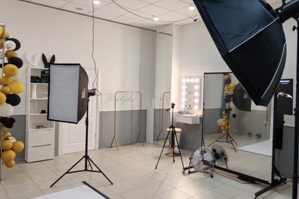 Фотостудия Автопортрета Селфклик в г.Саратов