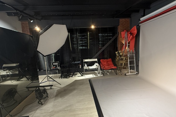Фотостудия Автопортрета Селфклик в г.Владивосток
